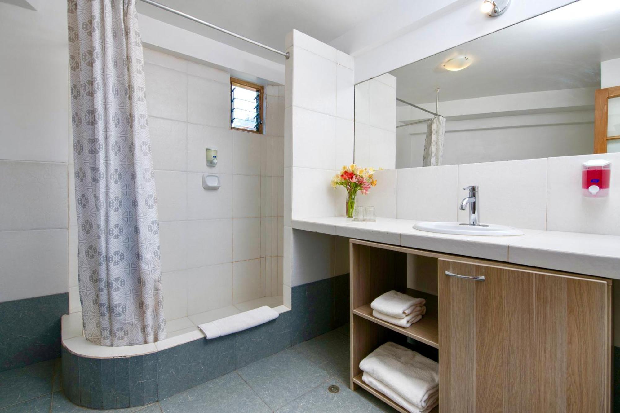 Hotel Inkarri 3*